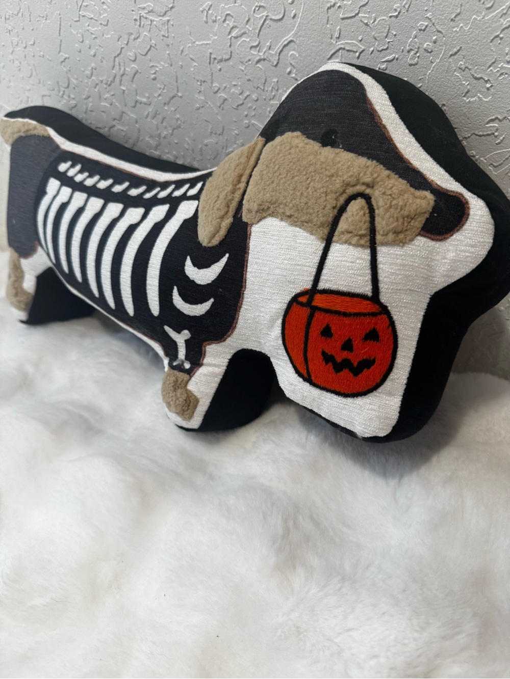 NWT Hallow’s Eve Black & White Dachshund Skeleton Pillow